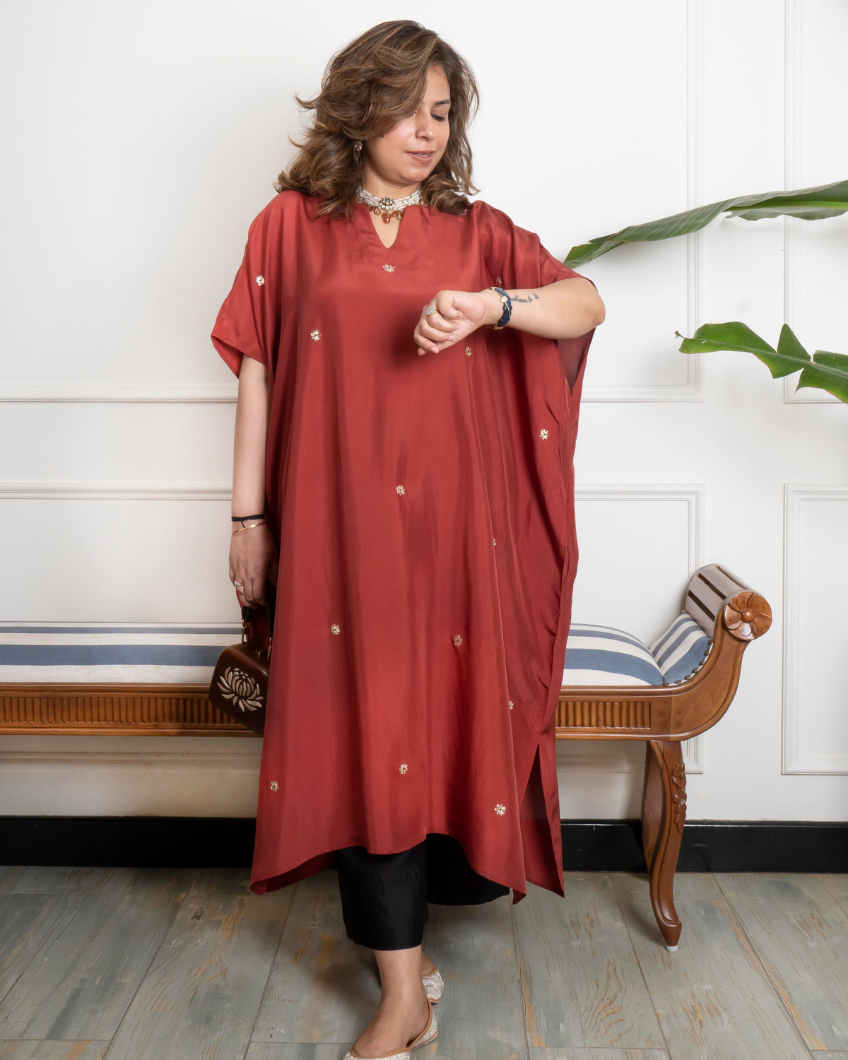 PARV - Ojas Pure Silk Embroidered Kurta set (Loose Fit / One Size)