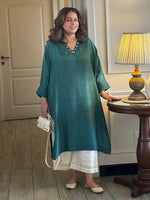 PARV - Green Sapphire Embroidered Kurta set (Loose Fit / One Size)