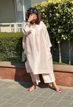 Maala -Blush Petal Silk Loose Fit Kurta with Pants