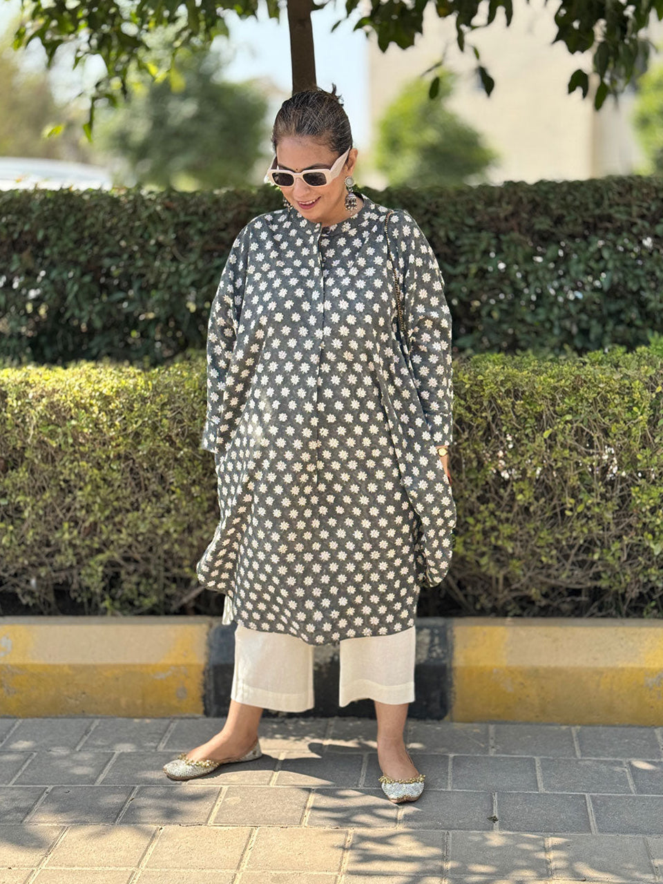 NOOR - Carbon Pearls Kurta Set (Loose Fit / One Size)