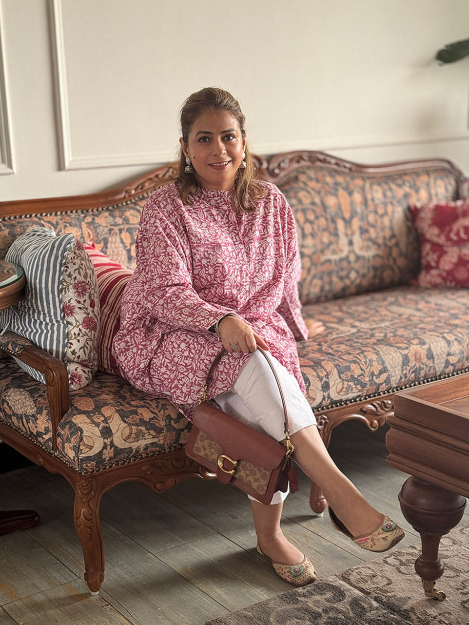 NOOR - Gulraaz Kurta Set (Loose Fit / One Size)