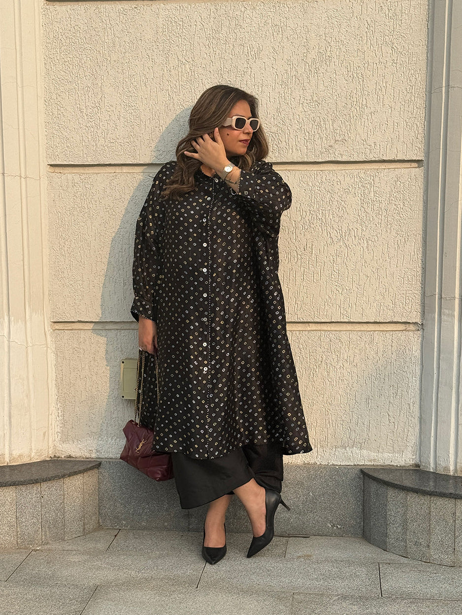 REET - Charcoal Black Bandhej Silk Kurta (Anti Fit / One Size)