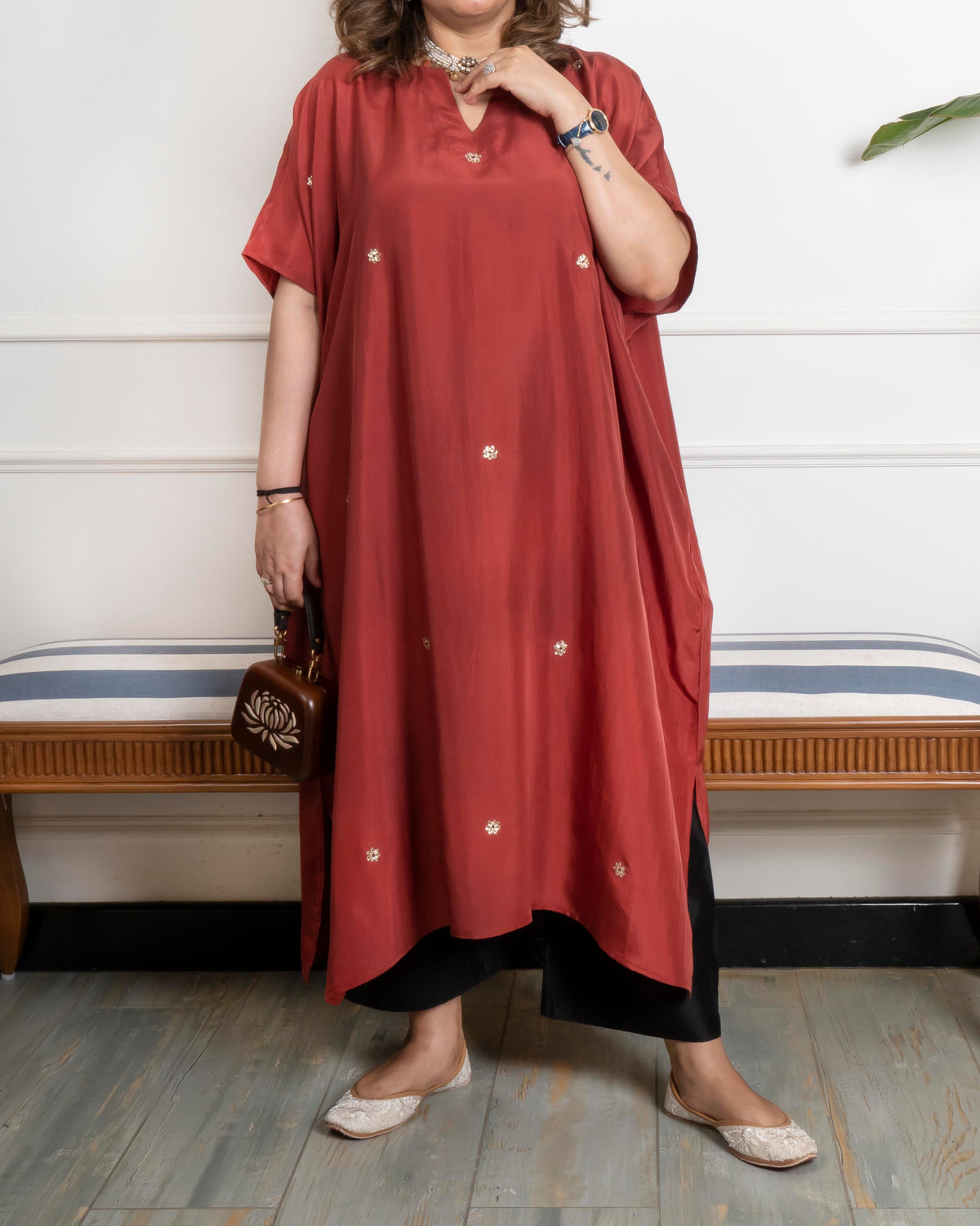 PARV - Ojas Pure Silk Embroidered Kurta set (Loose Fit / One Size)