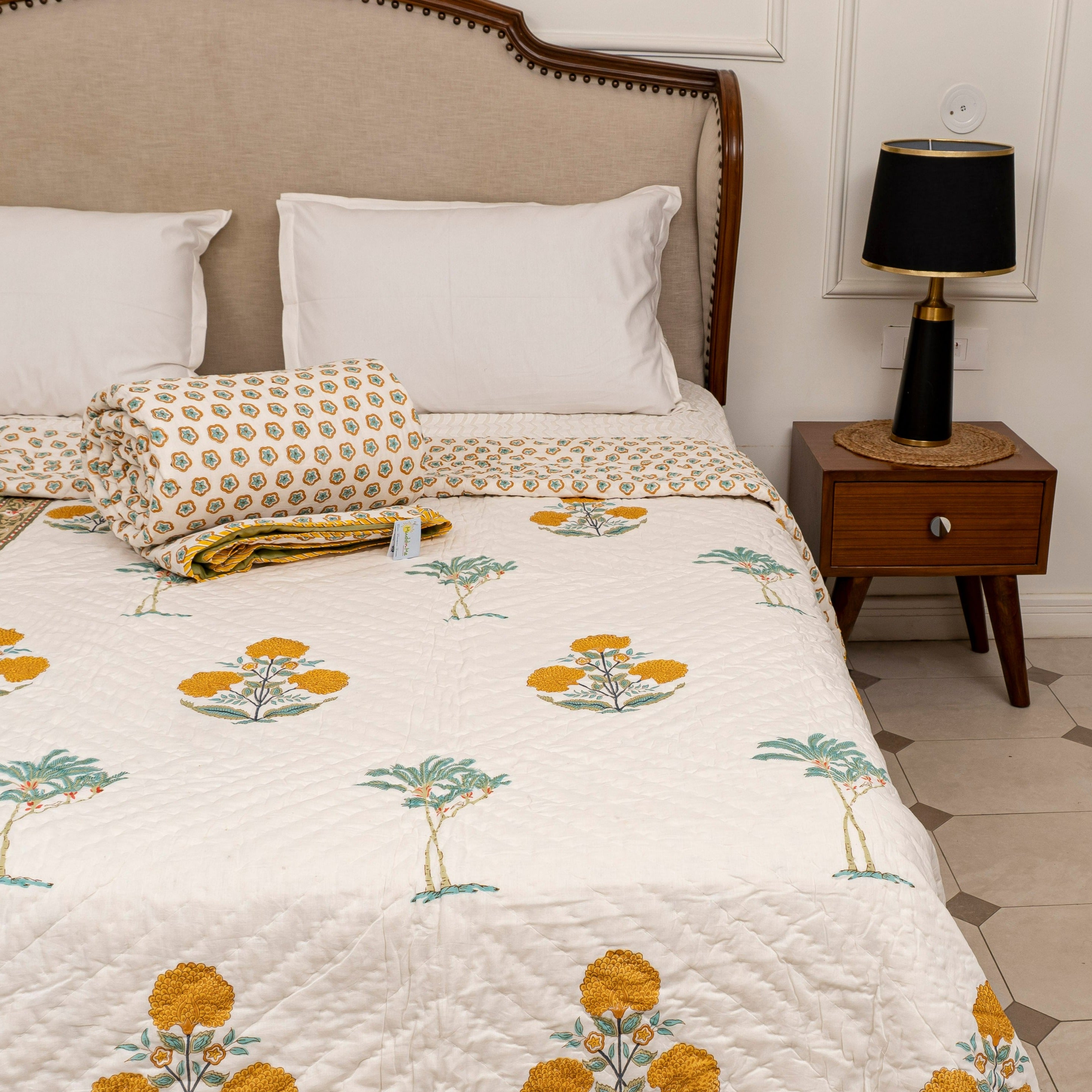 Marigold Poppies Reversible Quilt (Jaipuri Rajai)