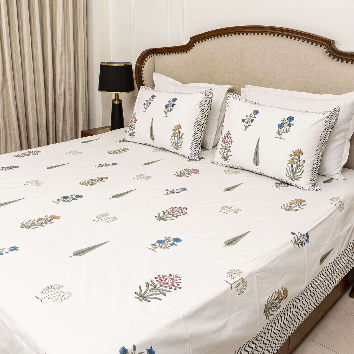 Orchid Tales Bedsheet with two Pillow Covers