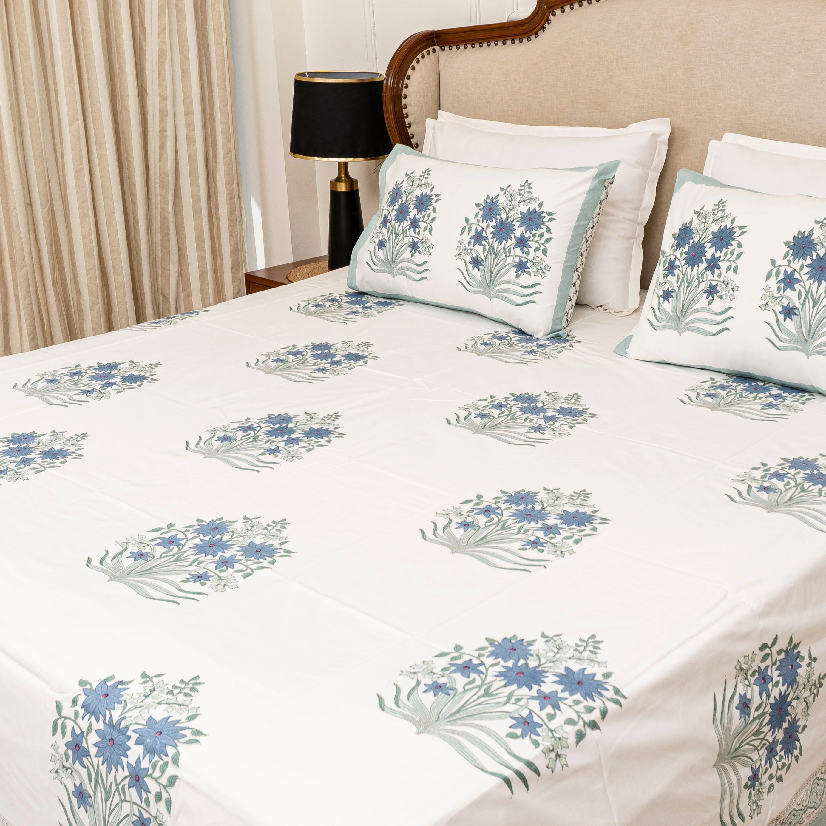 Blue Bells Bedsheet with two Pillow Covers