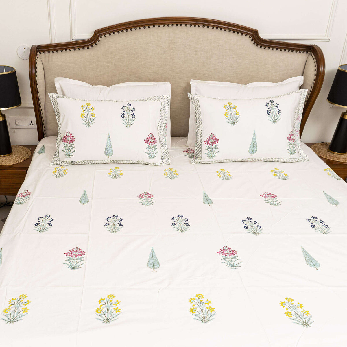 Mughal Garden Bedsheet with two Pillow Covers