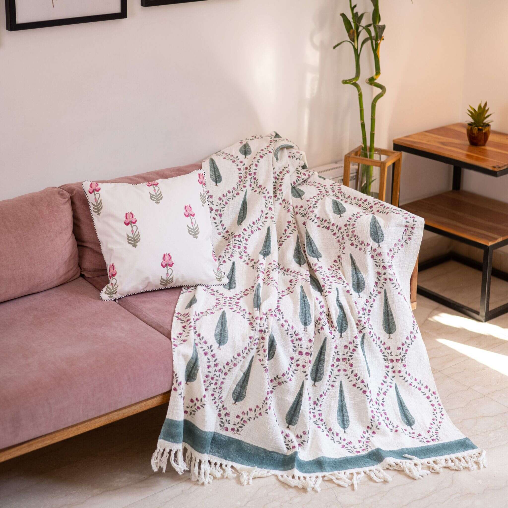 Zenia Jaal Handwoven Sofa throw