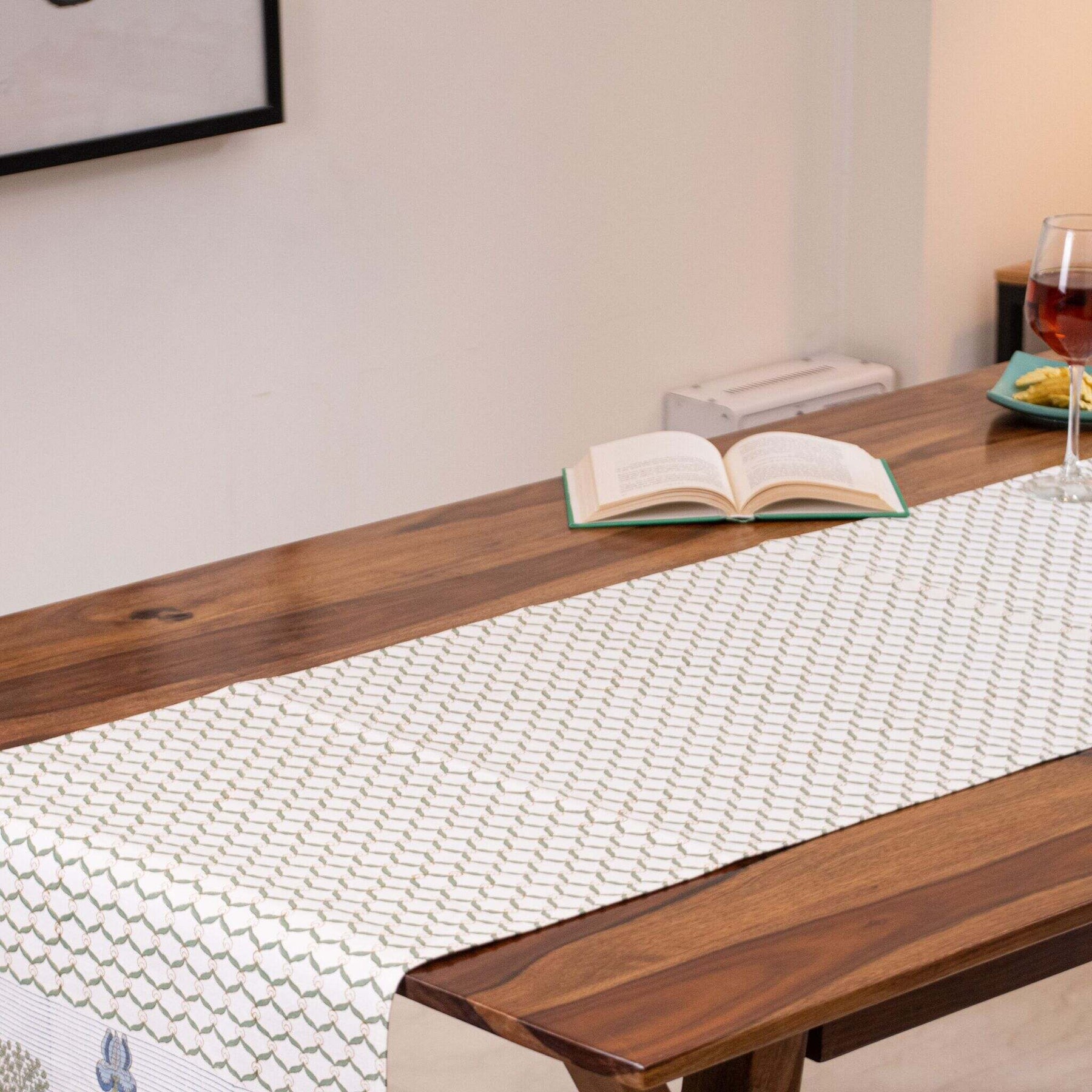 Fulwari Jaal Cotton Canvas Table Runner 6 Seater – MuddnMe– muddnme