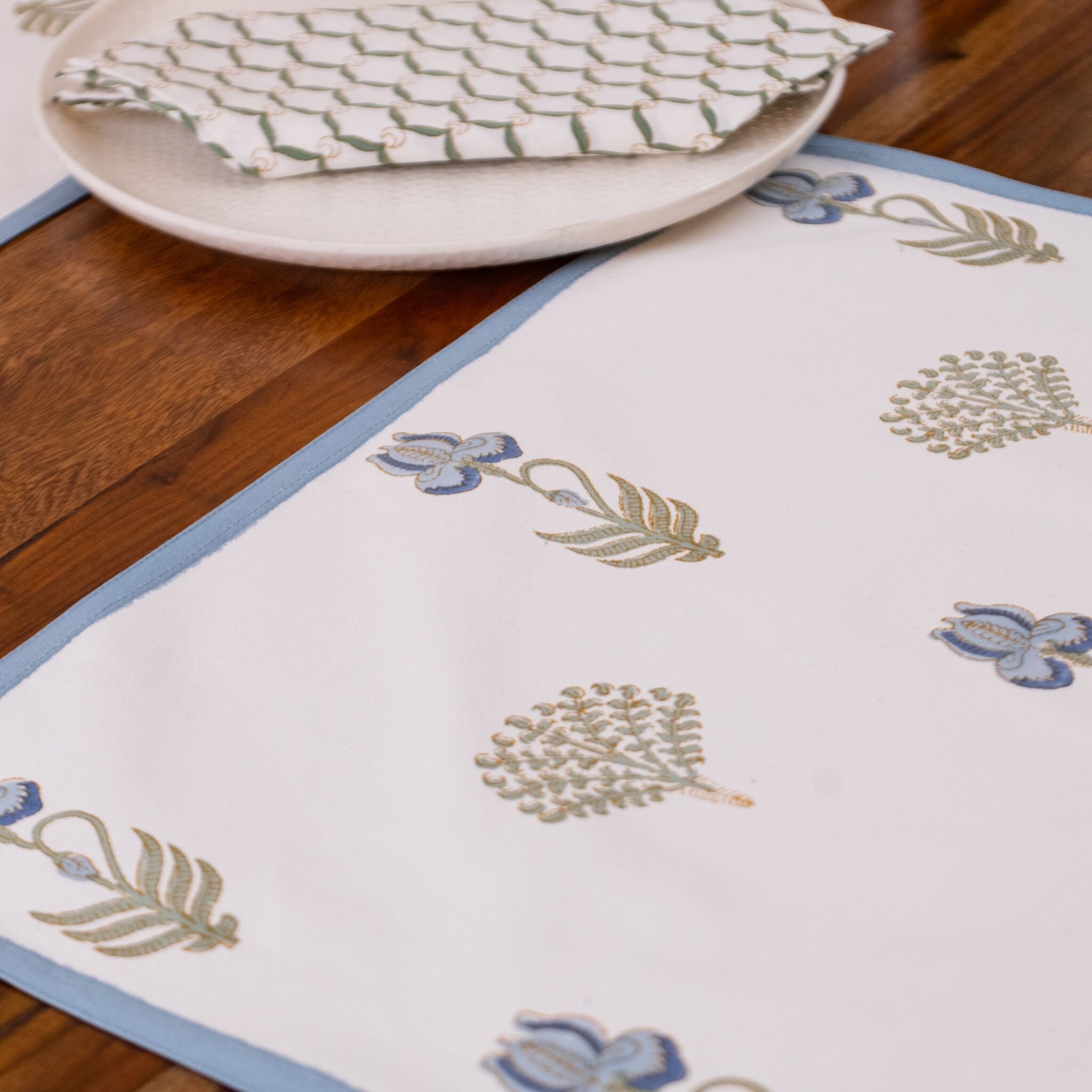 Fulwari Cotton Canvas Dining Table Mats and Napkins Set - (6+6)