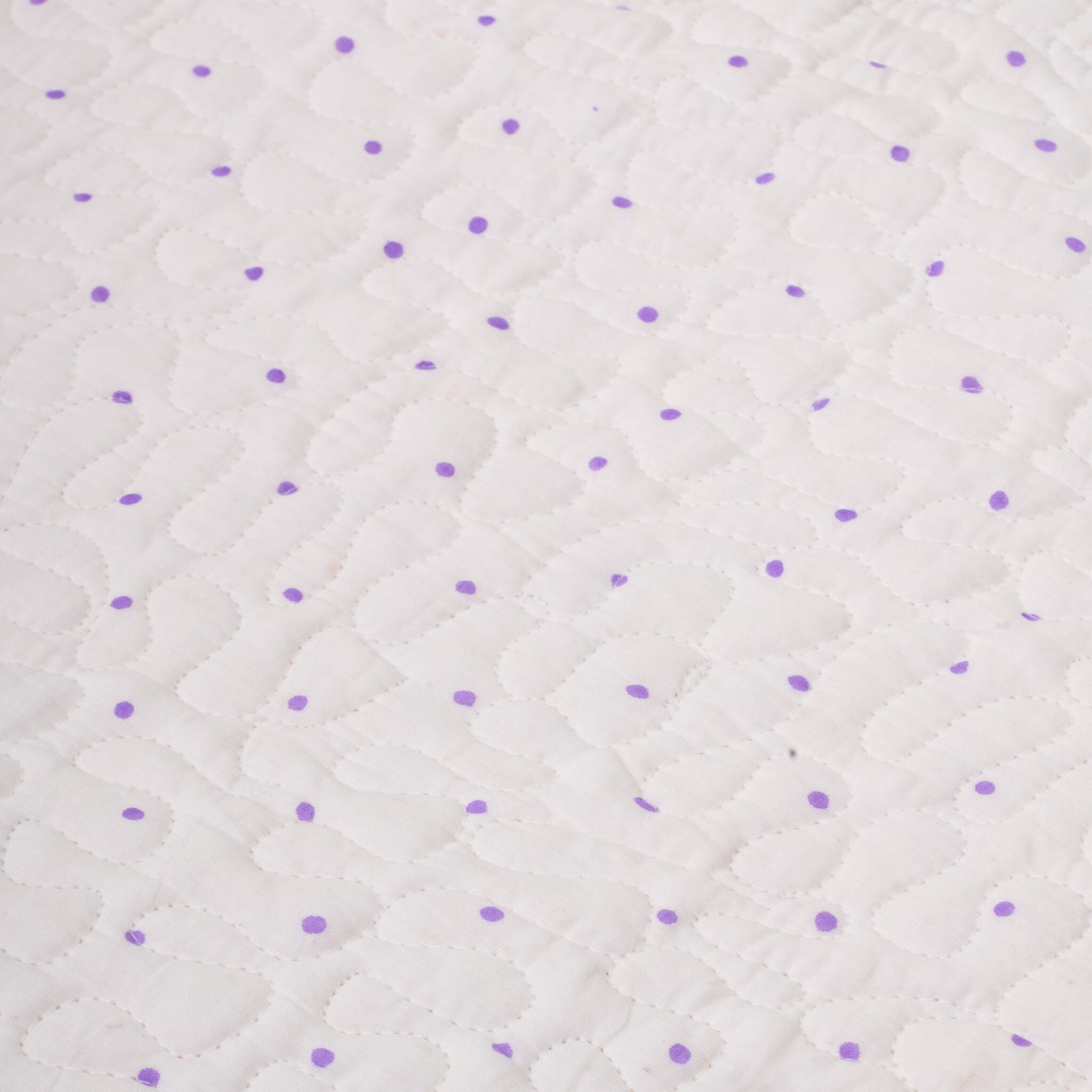 Pearl Polka Reversible Quilted Bed Cover