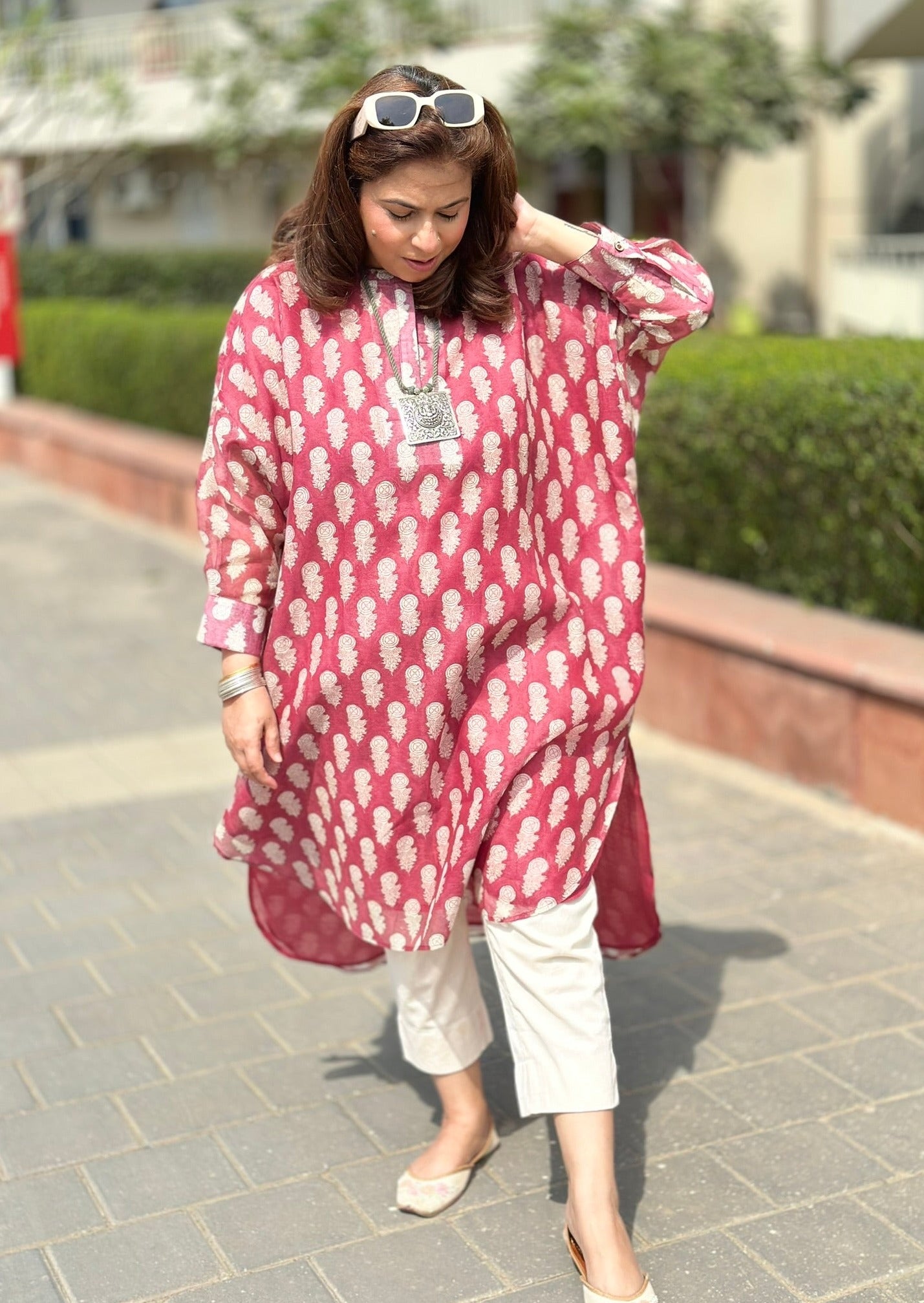 Booti Kurta Set (Loose Fit / One Size) - Wine Pink