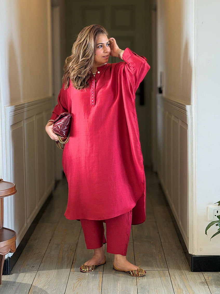 Neera - Vermilion Red Silk Embroidered Kurta (Loose Fit / One Size)