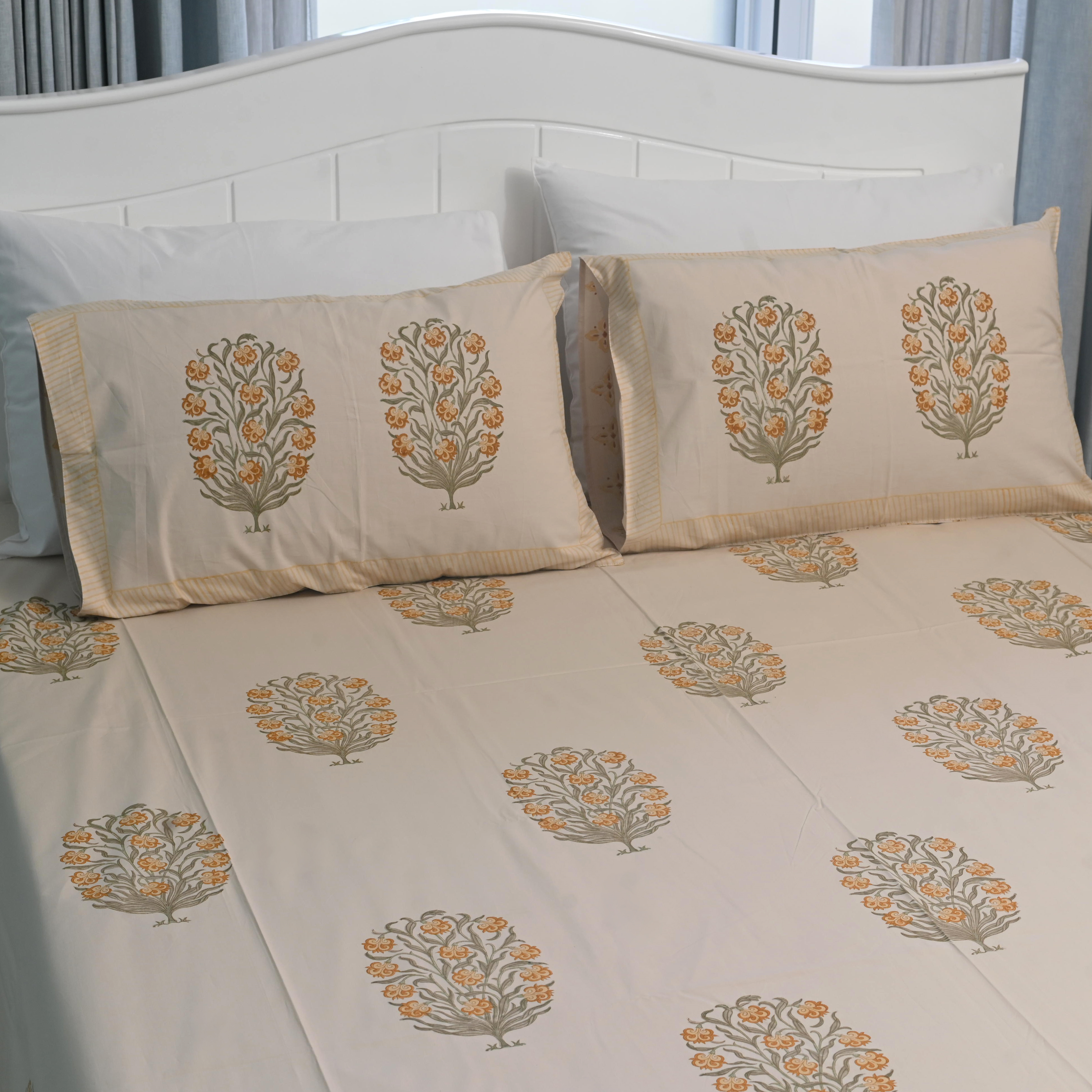 Tangerine Fruit Bedsheet with two Pillow Covers