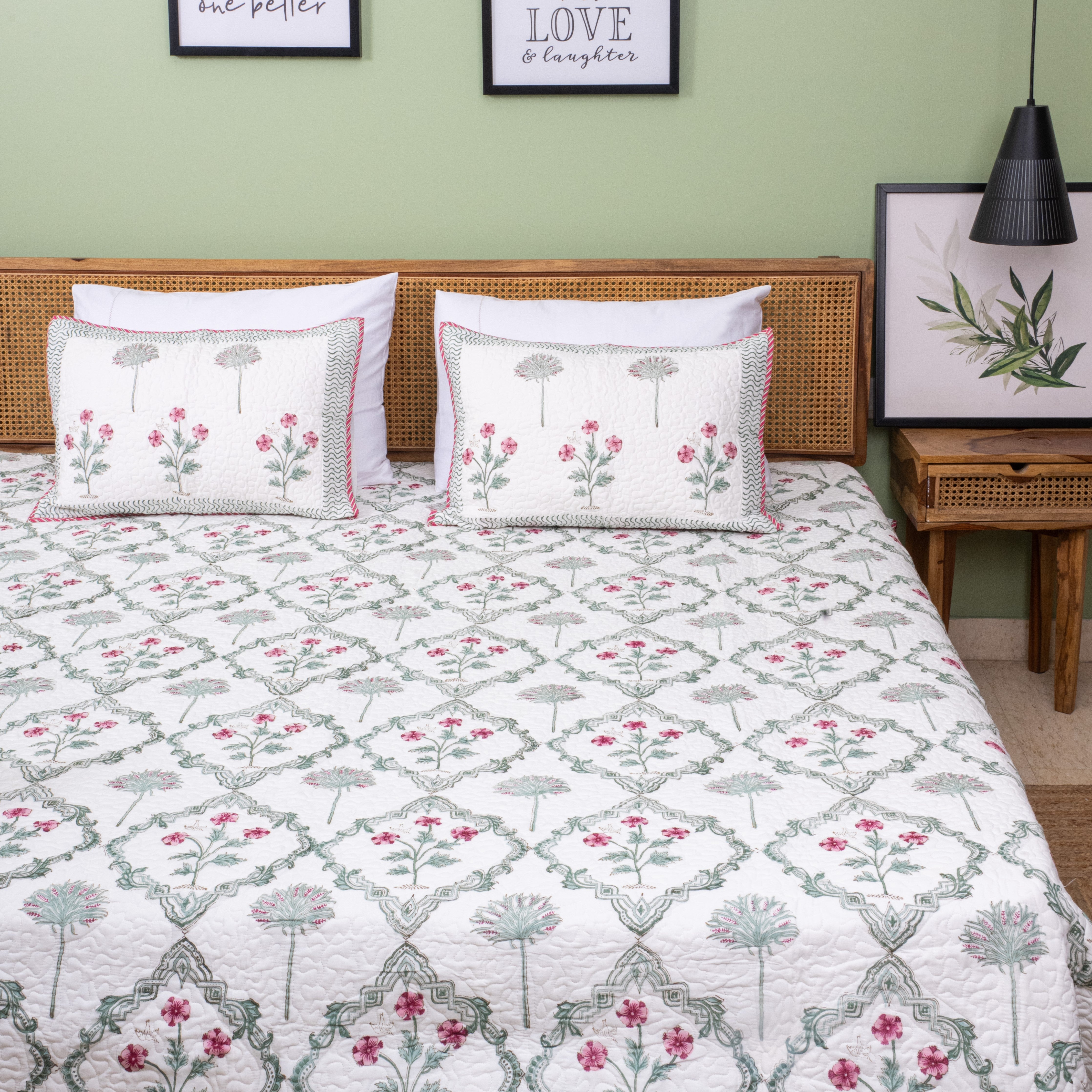 Amer Jaal Reversible Quilted Bed Cover