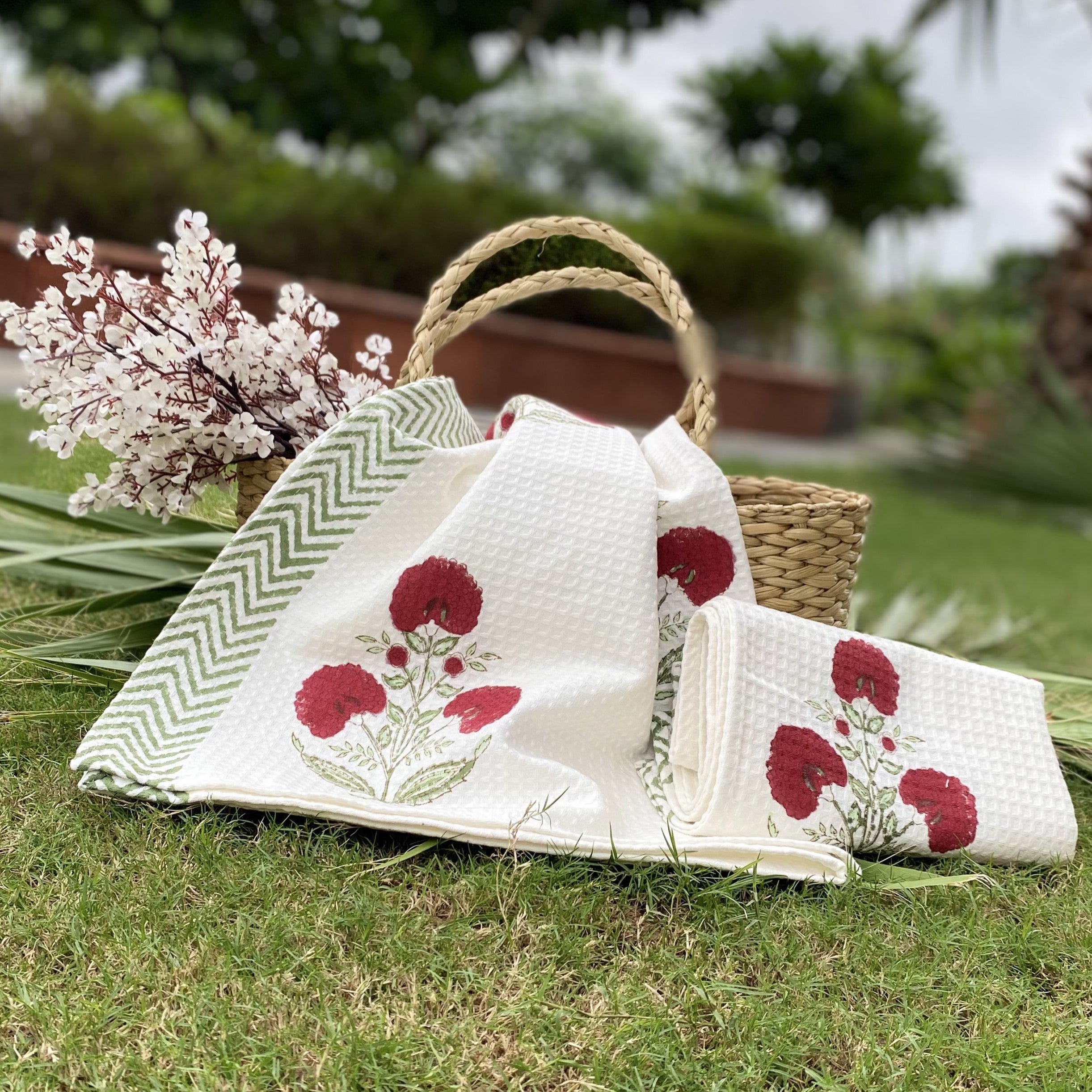 Blushing Poppies Body and Hand Towels